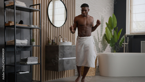 Fotografía Funny happy ethnic man African American male muscular athletic guy good physical
