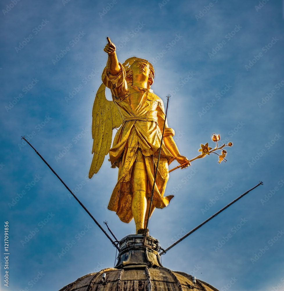 Fototapeta premium statue, Udine, Friuli Venezia Giulia, Italy, Europe, November 2024