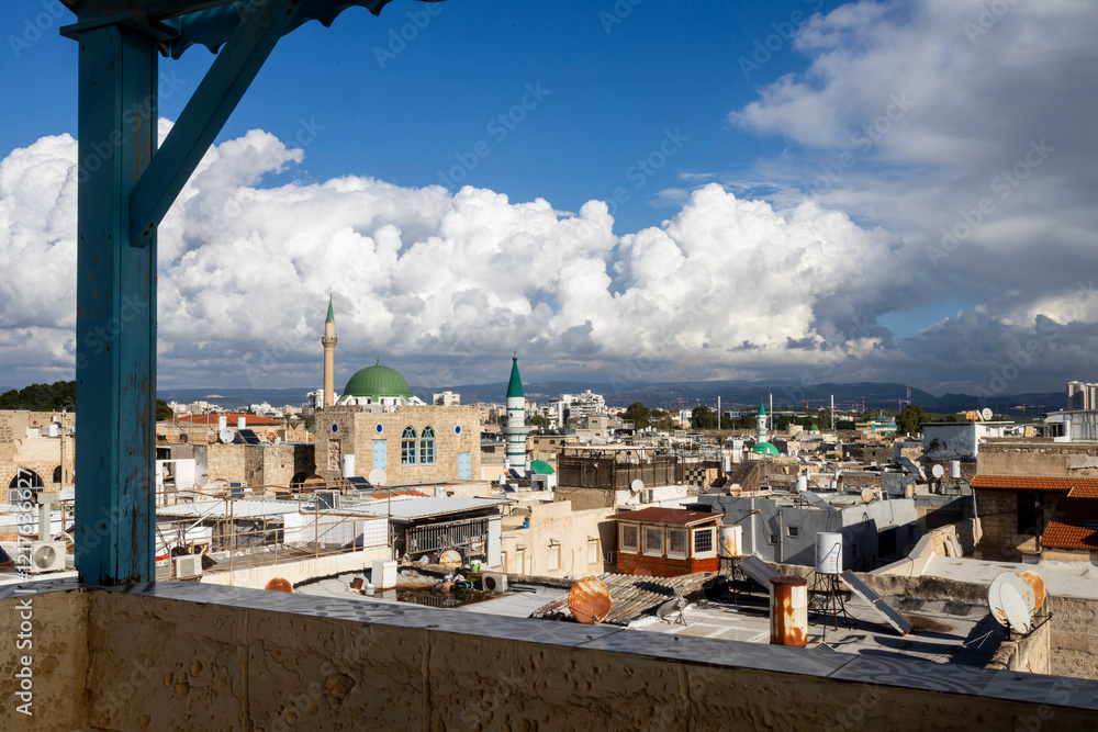 Fototapeta premium On January 25, 2025, in Acre, Israel, the el-Jazzar Mosque, often referred to as the White Mosque of Acre, stands on el-Jazzar Street within the walls of the old city of Acre.