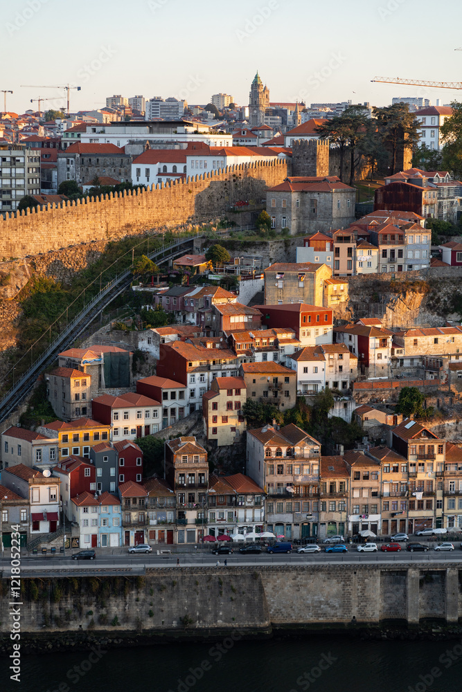 Fototapeta premium Porto landscapes at sunrise. Discovering Portugal