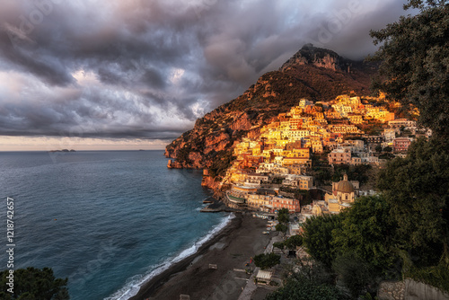 Fototapeta Naklejka Na Ścianę i Meble -  Positano Amalfi Coast Sunrise View