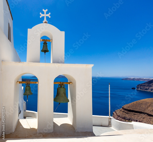 Obraz na płótnie View of the bells with the sea in the background in Santorini, Greece w salonie