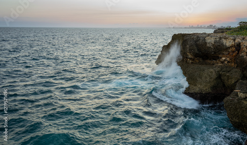Costa rocosa Malecon Santo Domingo