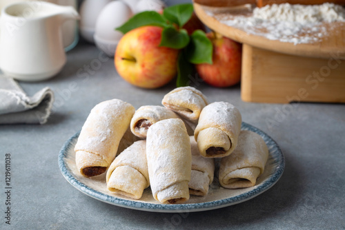 Delicious apple cookies wit...