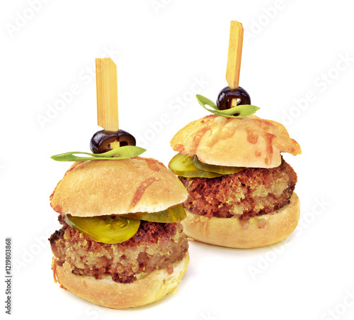 Obraz na plátně Mini burgery z ogórkami kiszonymi i oliwką