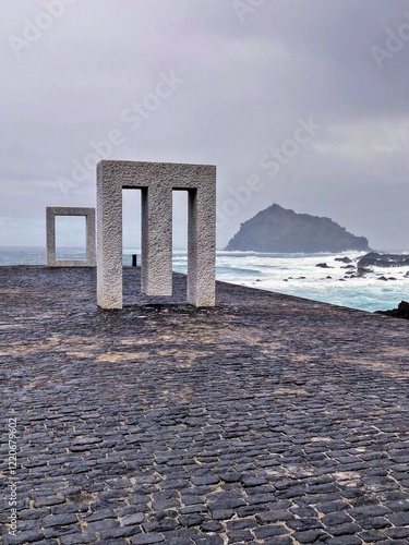 Blick auf Roque de Garachico, Teneriffa, Kanarische Inseln, Spanien