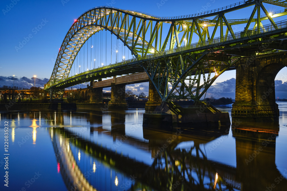 Fototapeta premium Runcorn Bridge over the River Mersey, UK
