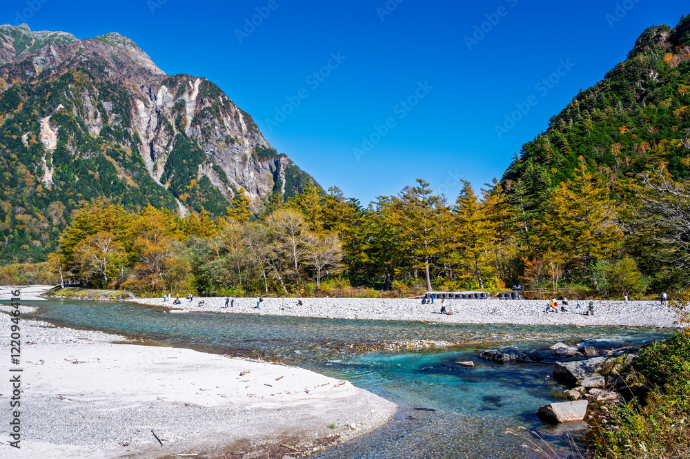 Autumn season of Kamikochi, Chubu-Sangaku National Park, Japan Beautiful mountain, Nature landscape at Kamikochi Japan, autumn in the Northern Japan Alps, Matsumoto, Nagano, Japan