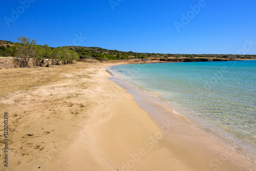 Obraz na płótnie Fanos beach with clear water and fine sand, located in the south of Koufonisi. Small Cyclades, Greece w salonie