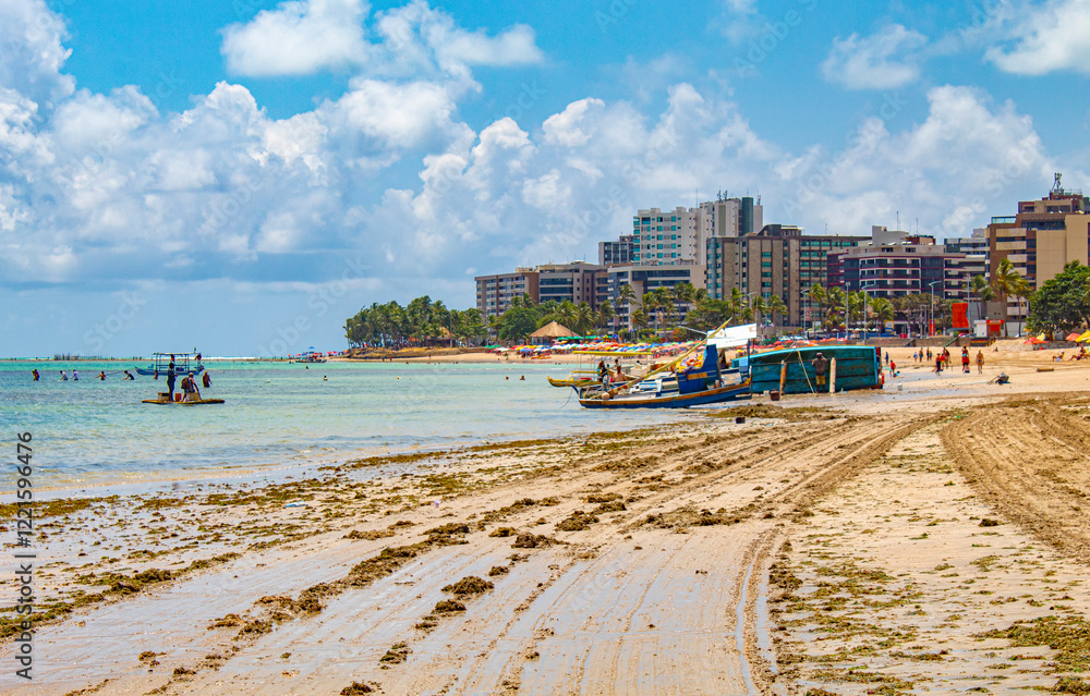 Obraz premium barcos de pesca em Maceió Alagoas Brasil nordeste brasileiro Maceio Praia de Ponta Verde praia de Jatiúca
