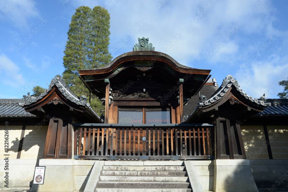 Naklejka premium 妙心寺 方丈の唐門 京都市右京区花園