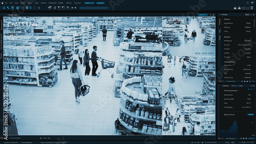 Fotografie Advanced CCTV System Monitors Grocery Store Activity