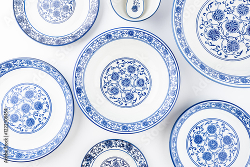 Fotografie Chinese ceramic tableware set blue and white porcelain bowls and plates