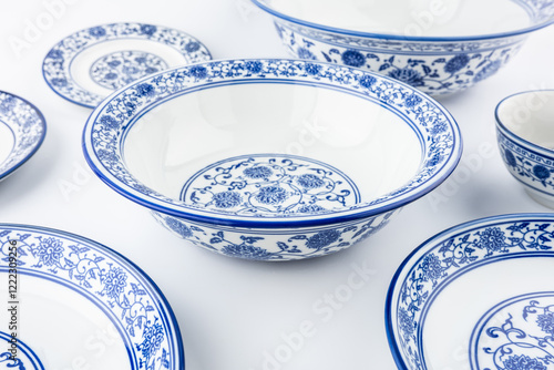 Chinese ceramic tableware set blue and white porcelain bowls and plates
