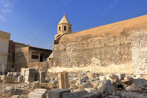 Φωτογραφία Mosul, Mossul, Iraq - November 17 2024: rebuilding work at the Al-Tahera (Al-Tah