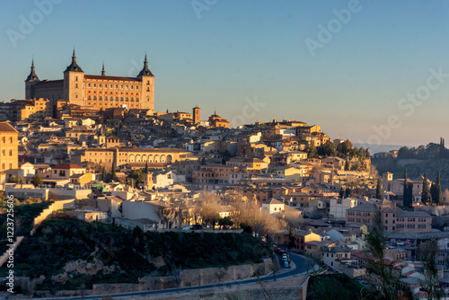 Vista de Toledo desde el mirador de la vega, Toledo, España