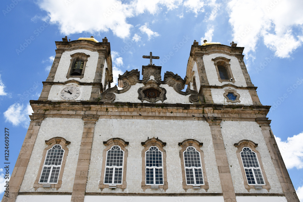 Fototapeta premium The Church of Our Lord of Bonfim, in Salvador, Bahia, is a symbol of faith and religious syncretism. Famous for the Lavagem do Bonfim and its colorful ribbons, attracting devotees and tourists.