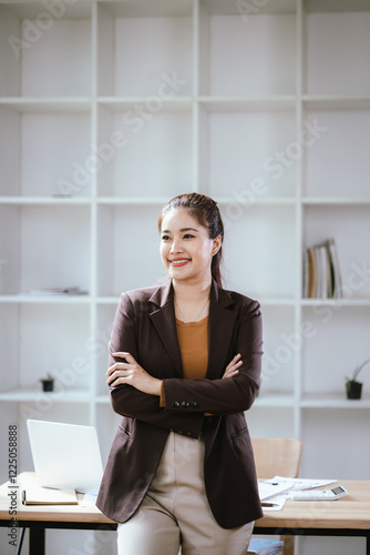Asian businesswoman in modern office Free Download Asian businesswoman in modern office - GFXLoad