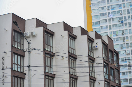 Wallpaper Mural A very interesting building in the city in a cloudy day. Torontodigital.ca