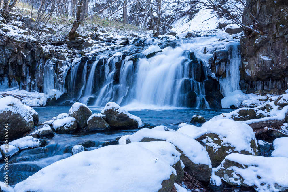 Obraz premium 冬の蓼科大滝氷瀑