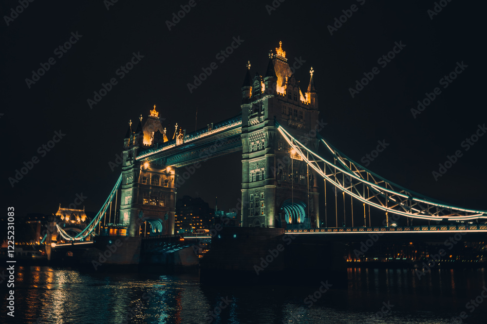 Obraz premium tower bridge in london