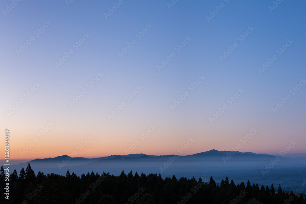 Obraz premium 久住高原の朝焼け