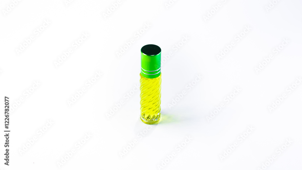 20ml Roll-On Perfume Bottle – Transparent Glass with Yellow Fragrance and Green Cap 20ml Roll-On Perfume Bottle – Transparent Glass with Yellow Fragrance and Green Cap