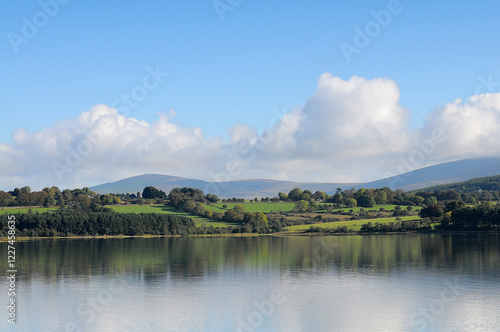 Cuadro en lienzo Blessington Lakes , County Wicklow,Ireland