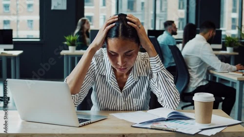 El agotamiento profesional: Cuando la oficina se vuelve abrumadora