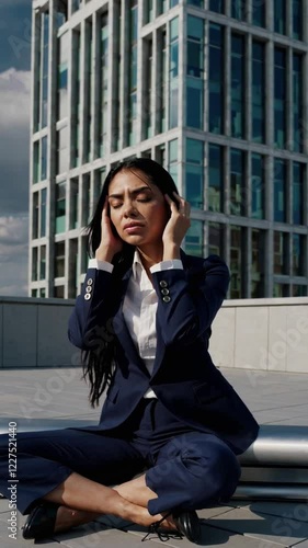 Reflexiones en la azotea: El peso del estrés laboral