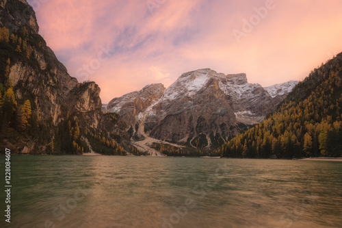 Braies al tramonto