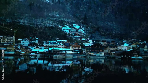 Discover the winter magic of Lake Hallstatt from above