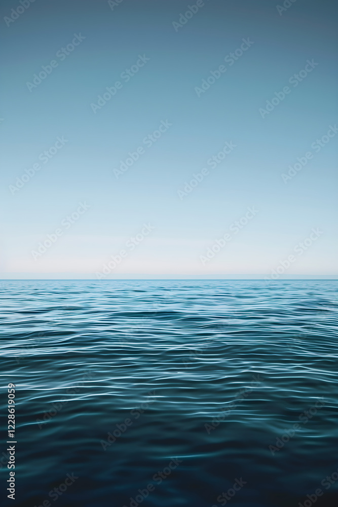 Obraz premium Tranquil Ocean Sky: An Ombre Gradient Transitioning from Deep Ocean Blue to Delicate Sky Blue