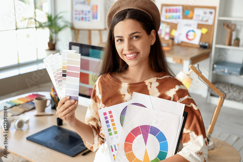 Female interior designer wi...