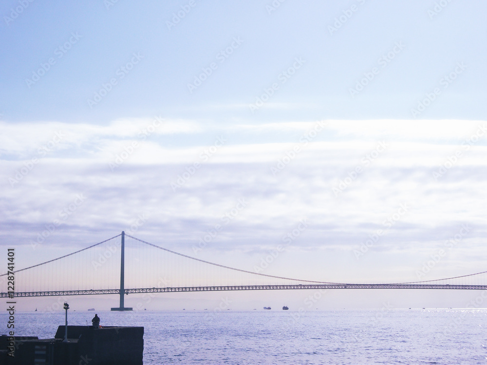 Obraz premium 兵庫県。明石海峡の風景