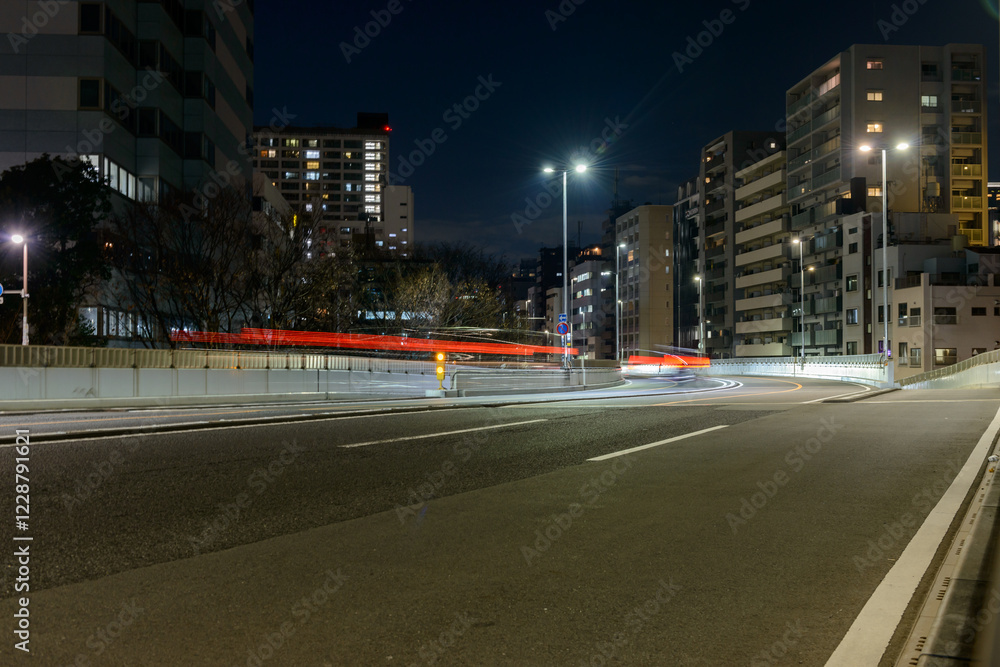 Naklejka premium 都市の夜の道路、残像