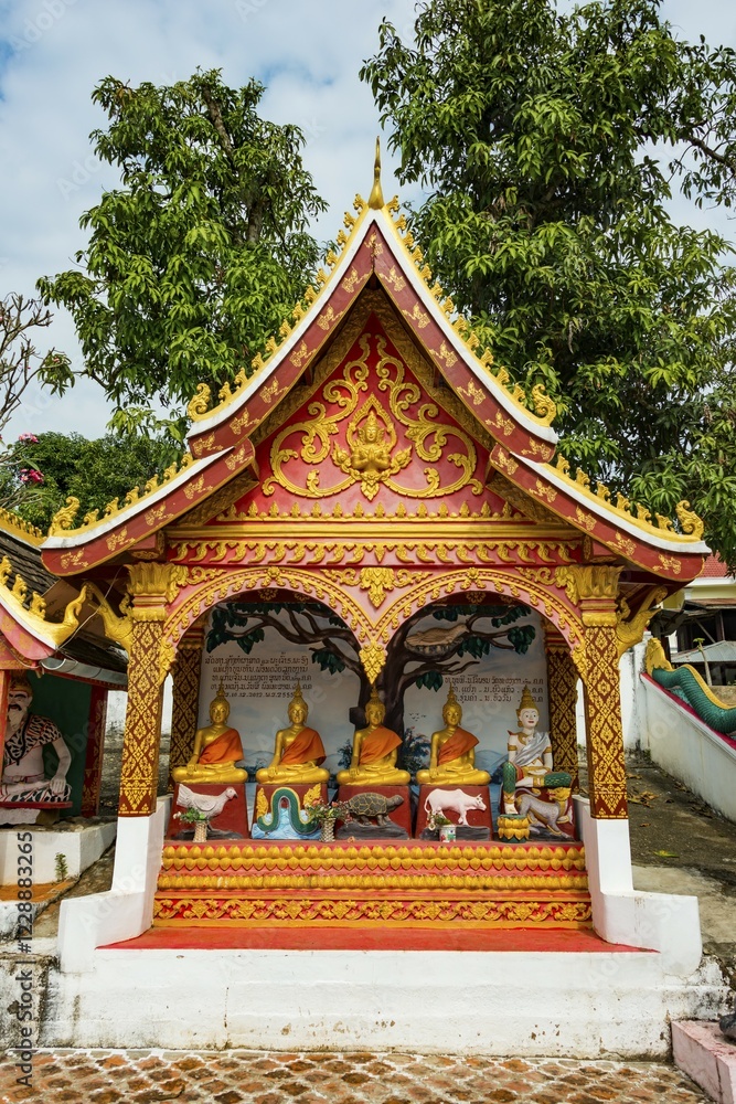Naklejka premium Buddhist Temple, Sang Ha, Province Louangphabang, Laos, Asia
