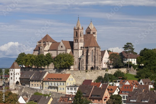 Townscape with Münsterberg and St. Stephansmünster cathedral, Breisach am Rhein, Upper Rhine, Baden-Württemberg, Germany, Europe photo