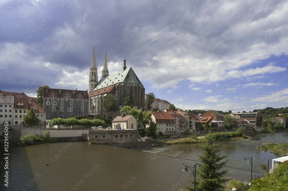 Obraz premium View of parish church of St. Peter and Paul from old town bridge, Waidhaus left, Görlitz, Oberlausitz, Saxony, Germany, Europe