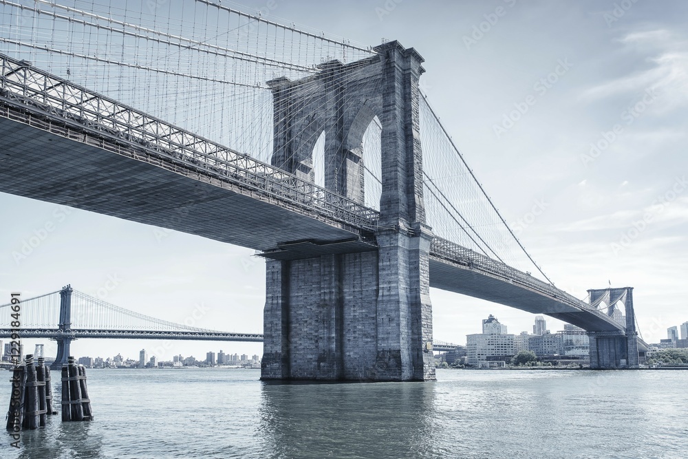 picture of the brooklyn bridge in new york picture of the brooklyn bridge in new york