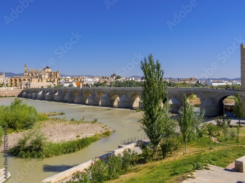 Roman bridge, Puente Romano over the Rio Guadalquivir, Mezquita Cathedral, Cordoba province, Andalucía, Spain, Europe photo