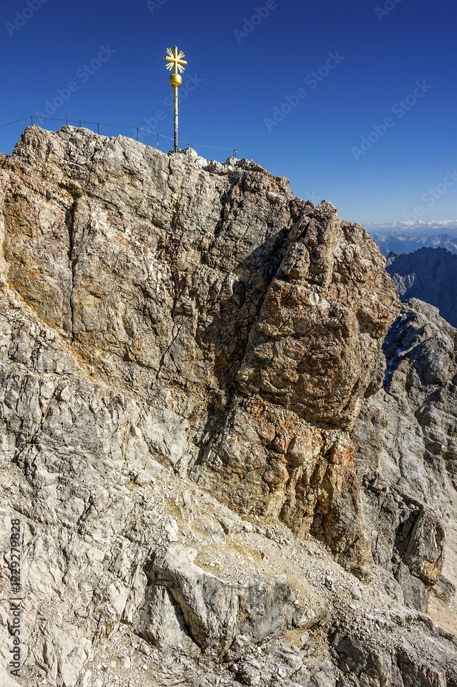 Fototapeta premium Gilded summit cross, Zugspitze, Garmisch-Partenkirchen, Wetterstein, Eastern Alps, Upper Bavaria, Bavaria, Germany, Europe