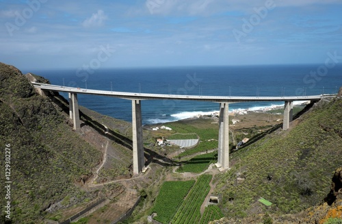 Bild auf Leinwand Puente de Silva, Spain's highest bridge, Barranco Hondo, Gran Canaria, Canar