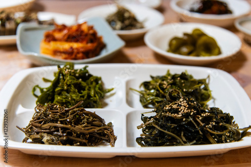 Obraz na płótnie seasoned wild greens w salonie