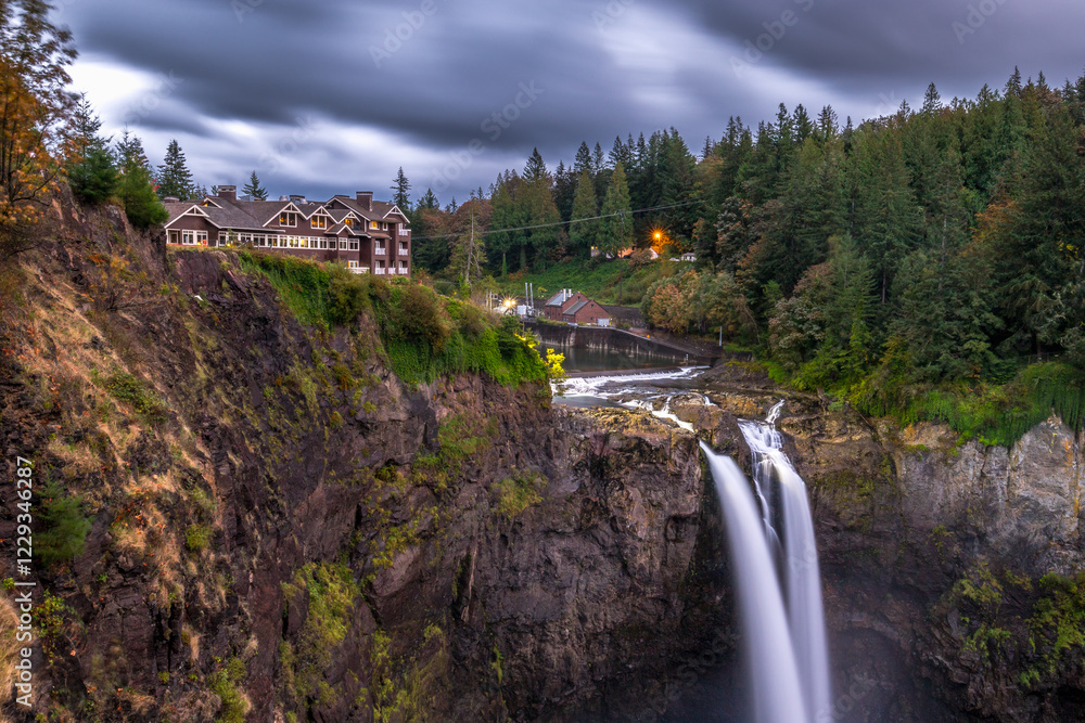 Breathtaking Snoqualmie Falls