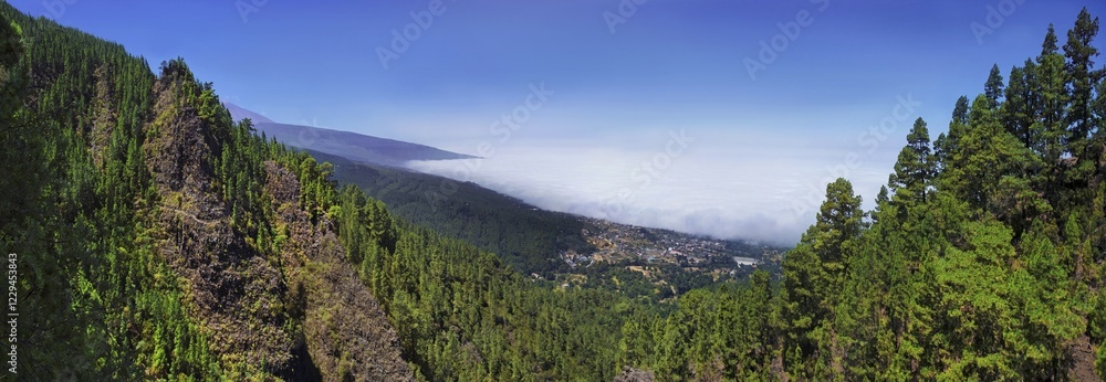 Fototapeta premium Trade wind clouds in the Orotava Valley and above the town of Orotava, Tenerife, Canary Islands, Spain, Europe
