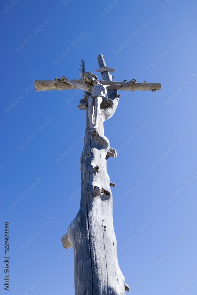 Wayside cross at the col Crespeina in the Puez Geisler National Park, Sëlva, Selva, Val Gardena, Gardena Valley, Groednertal, South Tyrol, Italy, Europe Wayside cross at the col Crespeina in the Puez Geisler National Park, Sëlva, Selva, Val Gardena, Gardena Valley, Groednertal, South Tyrol, Italy, Europe