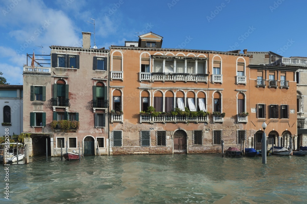 Palazzo on the Grand Canal, Cannaregio, Venice, Veneto, Italy, Europe Palazzo on the Grand Canal, Cannaregio, Venice, Veneto, Italy, Europe