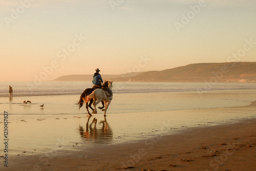 cavalo a correr em Marrocos photo