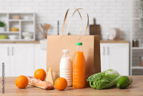 Paper bag with different fr...